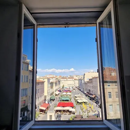 Apartment Studio Idealement Situe / Pl Aux Huiles/vieux Port *