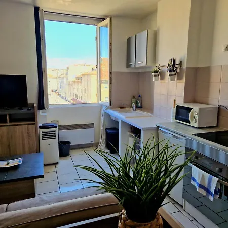 Apartment Studio Idealement Situe / Pl Aux Huiles/vieux Port