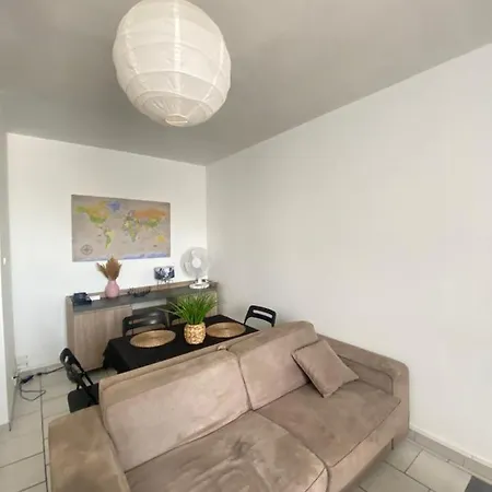 Studio Idealement Situe / Pl Aux Huiles/vieux Port Apartment *